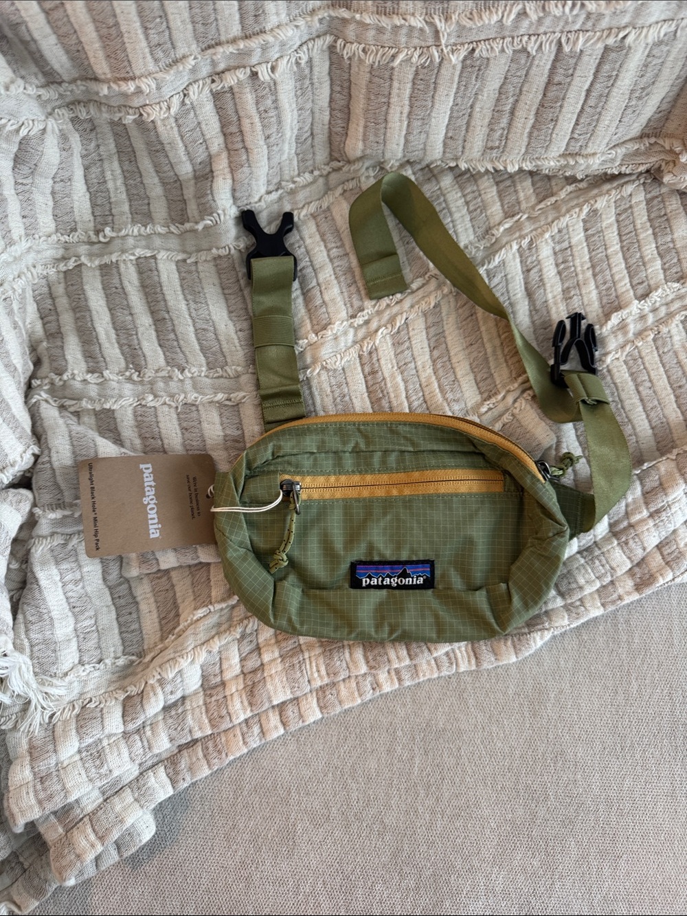 Patagonia Olive Green and Yellow Waist Pack
